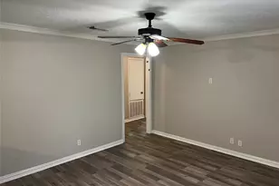 9505 Everglade Dr, Houston, TX 77078 - Photo 15