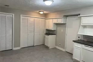 9505 Everglade Dr, Houston, TX 77078 - Photo 11