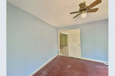 148 Juan Falcon, Livingston, TX 77351 - Photo 11