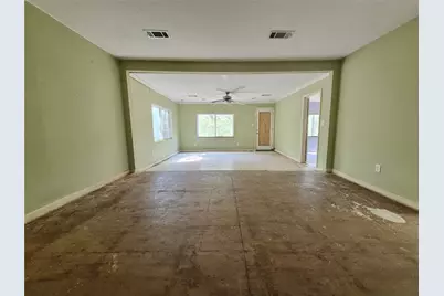 148 Juan Falcon, Livingston, TX 77351 - Photo 13