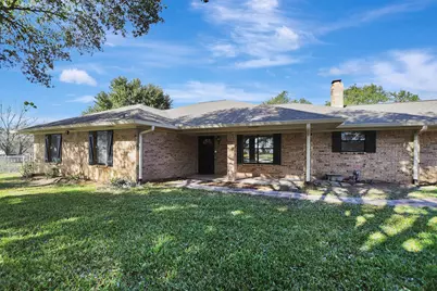 1523 E Morris Street E, Madisonville, TX 77864 - Photo 5