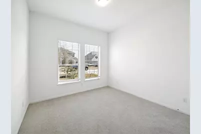 11903 Oakwood Drive, Mont Belvieu, TX 77535 - Photo 29