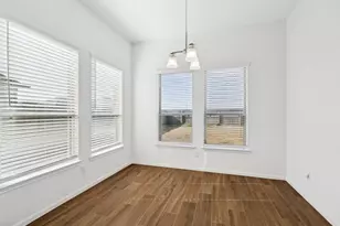 11903 Oakwood Dr, Mont Belvieu, TX 77535 - Photo 27