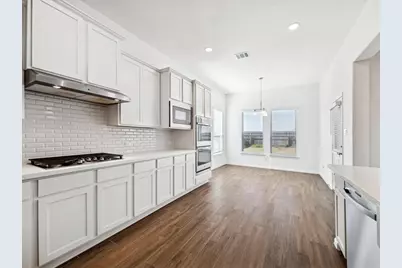 11903 Oakwood Drive, Mont Belvieu, TX 77535 - Photo 27