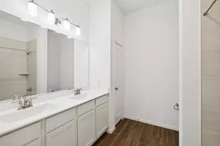 11903 Oakwood Dr, Mont Belvieu, TX 77535 - Photo 17