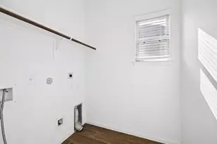 11903 Oakwood Dr, Mont Belvieu, TX 77535 - Photo 33