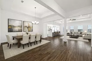 11903 Oakwood Dr, Mont Belvieu, TX 77535 - Photo 7