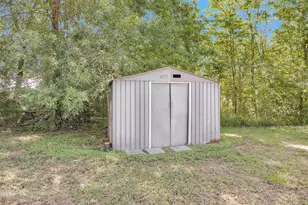 56 Michael St, Huntsville, TX 77320 - Photo 37