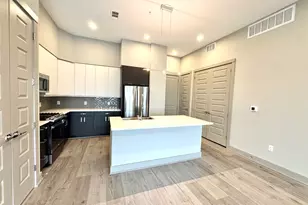 401 W 25th St St, Houston, TX 77008 - Photo 13