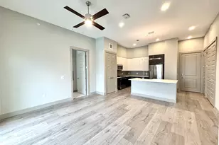 401 W 25th St St, Houston, TX 77008 - Photo 15