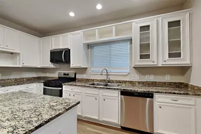 26871 Castlecliff Lane, Kingwood, TX 77339 - Photo 5