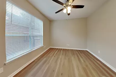 26871 Castlecliff Lane, Kingwood, TX 77339 - Photo 17