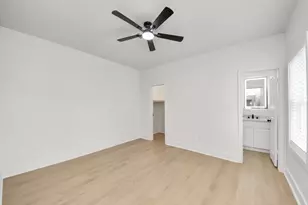 5226 Ricky St, Houston, TX 77033 - Photo 27