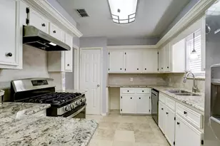 1106 Western Springs Dr, Katy, TX 77450 - Photo 3