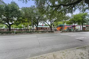 2708 Kennedy St, Houston, TX 77003 - Photo 31