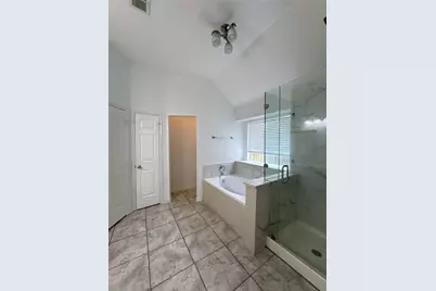 3210 Woodcreek Glen Lane, Houston, TX 77073 - Photo 23