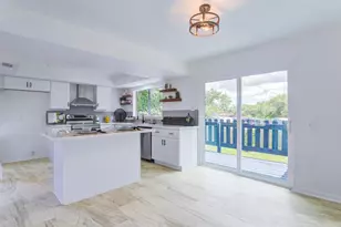 402 Tresvant Dr, Webster, TX 77598 - Photo 29