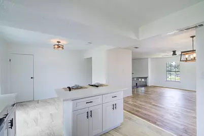 402 Tresvant Drive, Webster, TX 77598 - Photo 21