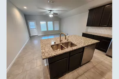 1310 Central Heights Drive, Missouri City, TX 77459 - Photo 9