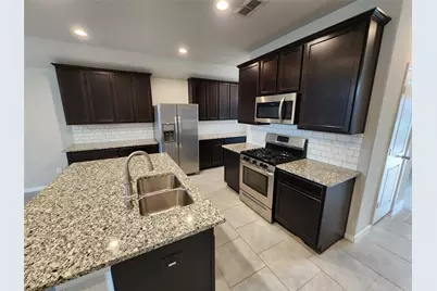 1310 Central Heights Drive, Missouri City, TX 77459 - Photo 3