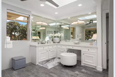 2011 Sea Cove Court, Nassau Bay, TX 77058 - Photo 27