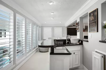 2011 Sea Cove Court, Nassau Bay, TX 77058 - Photo 13