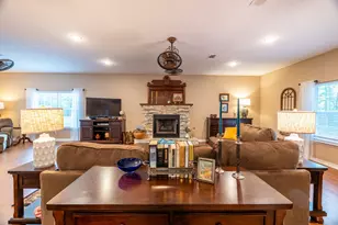203 Lariat Ln, Livingston, TX 77351 - Photo 15