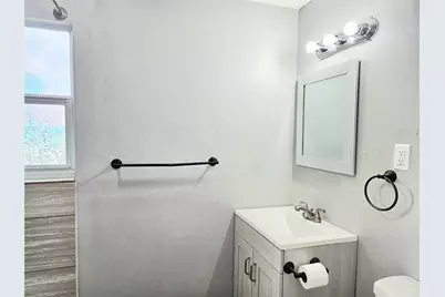 4606 Warren Way, Hitchcock, TX 77563 - Photo 17