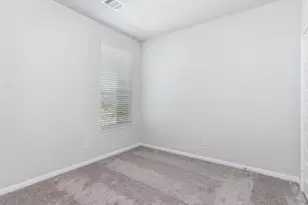 18565 Meadow Point Ln, Conroe, TX 77316 - Photo 17