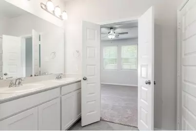 18565 Meadow Point Lane, Conroe, TX 77316 - Photo 13