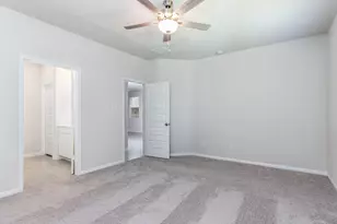 18565 Meadow Point Ln, Conroe, TX 77316 - Photo 11