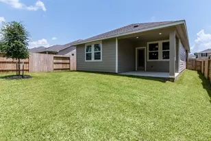 18565 Meadow Point Ln, Conroe, TX 77316 - Photo 19