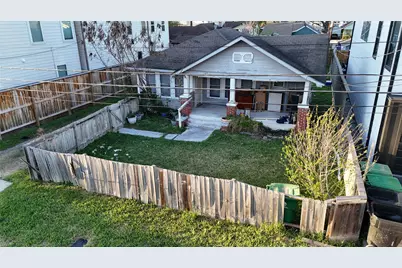 1107 E 27th Street, Houston, TX 77009 - Photo 3