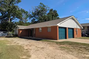 1311 21st St, Huntsville, TX 77340 - Photo 13