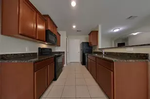 316 Summer Horse Dr, La Marque, TX 77568 - Photo 7