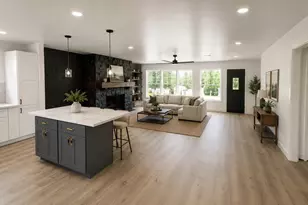 323 Spruce Lake Rd, Houston, TX 77336 - Photo 5