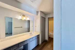 10721 Sandpiper Dr, Houston, TX 77096 - Photo 15