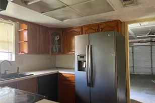 14902 Scotter Dr, Channelview, TX 77530 - Photo 9