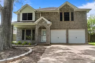 1245 Hunter Wood Dr, League City, TX 77573 - Photo 1