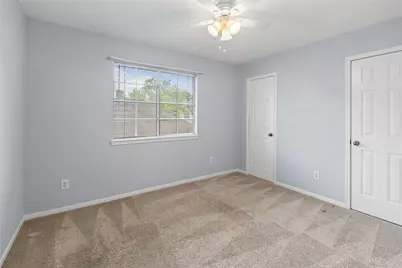 1245 Hunter Wood Drive, League City, TX 77573 - Photo 13