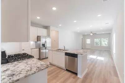 37 Courageous Side Way, Magnolia, TX 77354 - Photo 11