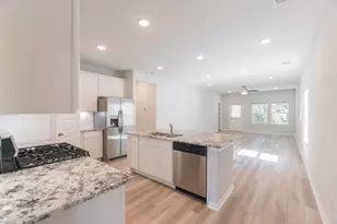 37 Courageous Side Way, Magnolia, TX 77354 - Photo 11