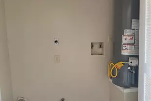 16511 Parkridge Ct, Houston, TX 77053 - Photo 7