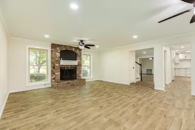 250 Wedgewood Street, Lake Jackson, TX 77566 - Photo 23