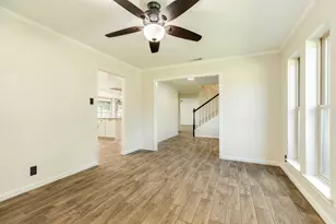 250 Wedgewood St, Lake Jackson, TX 77566 - Photo 17