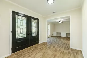 250 Wedgewood St, Lake Jackson, TX 77566 - Photo 13