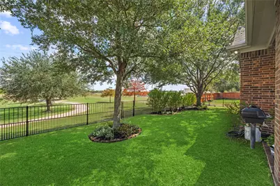 9218 E Canyon Lake Springs Drive, Cypress, TX 77433 - Photo 25