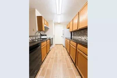 10613 Braes Bend Drive #10613C, Houston, TX 77071 - Photo 5