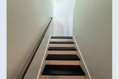 2605 Calumet #24, Houston, TX 77004 - Photo 9