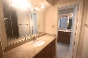 8314 La Roche Ln, Houston, TX 77036 - Photo 19